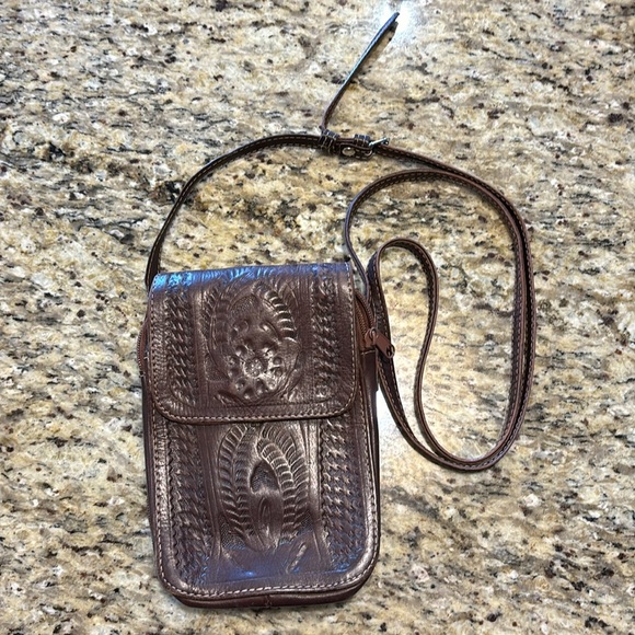 Ropin West Crossbody Purse Hand tooled - Picture 2 of 13